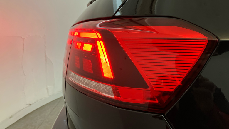 Volkswagen Passat 1.5 TSI EVO SEL 5dr DSG Petrol Estate